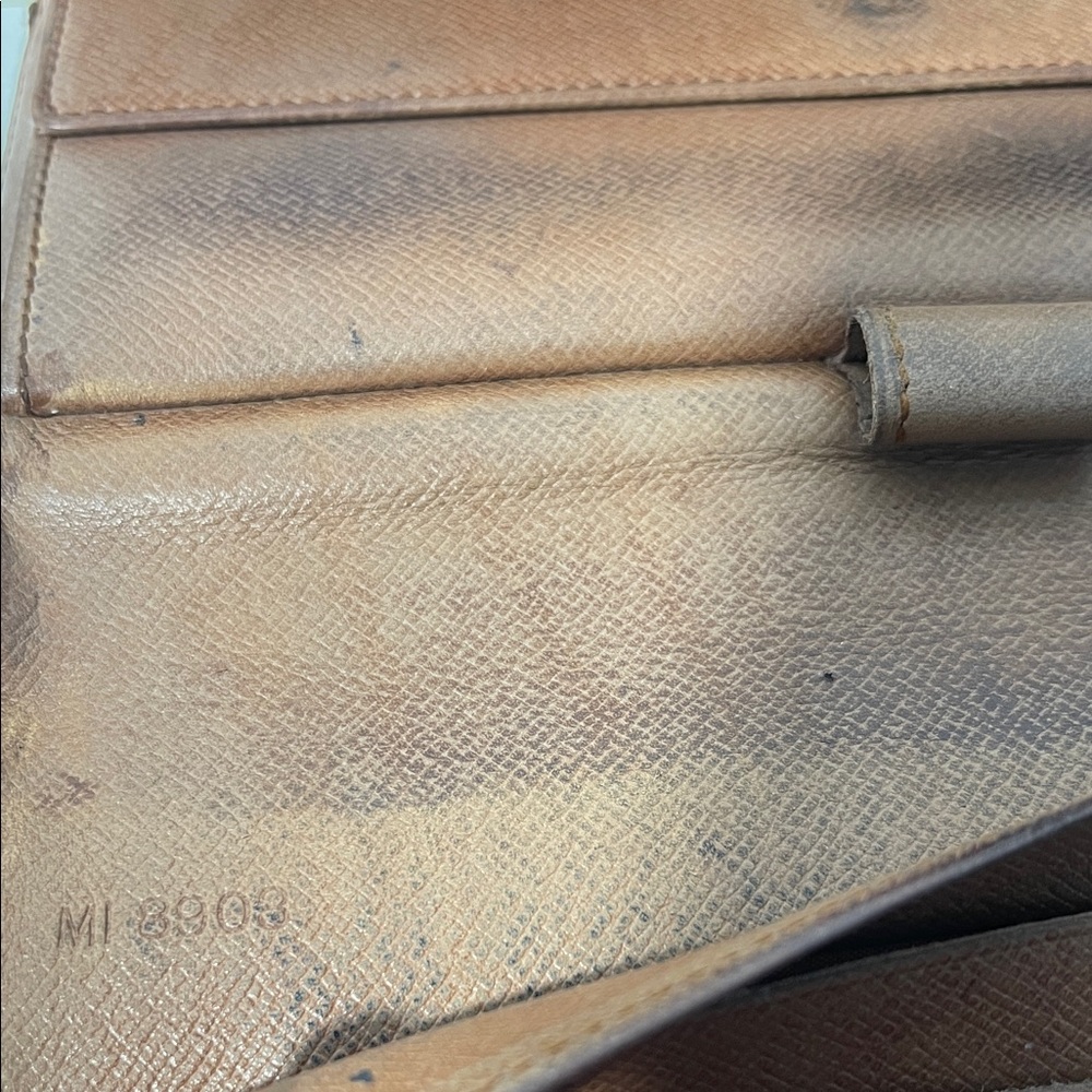 Authentic Louis Vuitton Monogram International Long Wallet - Picture 9 of 14